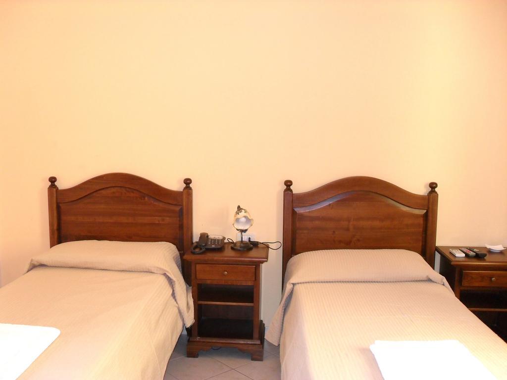 Hotel Piro Torrenova  Phòng bức ảnh
