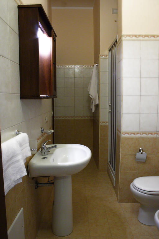 Hotel Piro Torrenova  Phòng bức ảnh