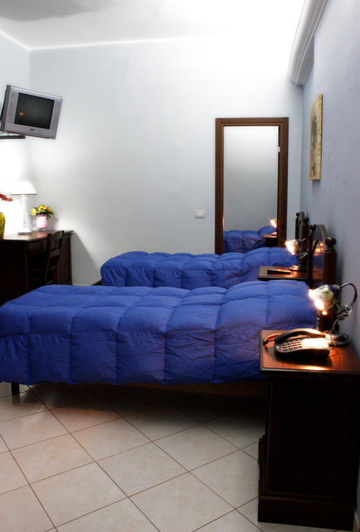 Hotel Piro Torrenova  Ngoại thất bức ảnh