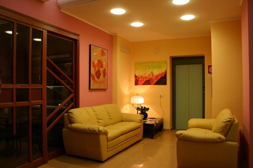 Hotel Piro Torrenova  Ngoại thất bức ảnh
